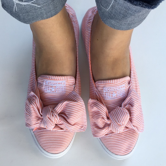 converse women's knot striped chambray slip on sneaker